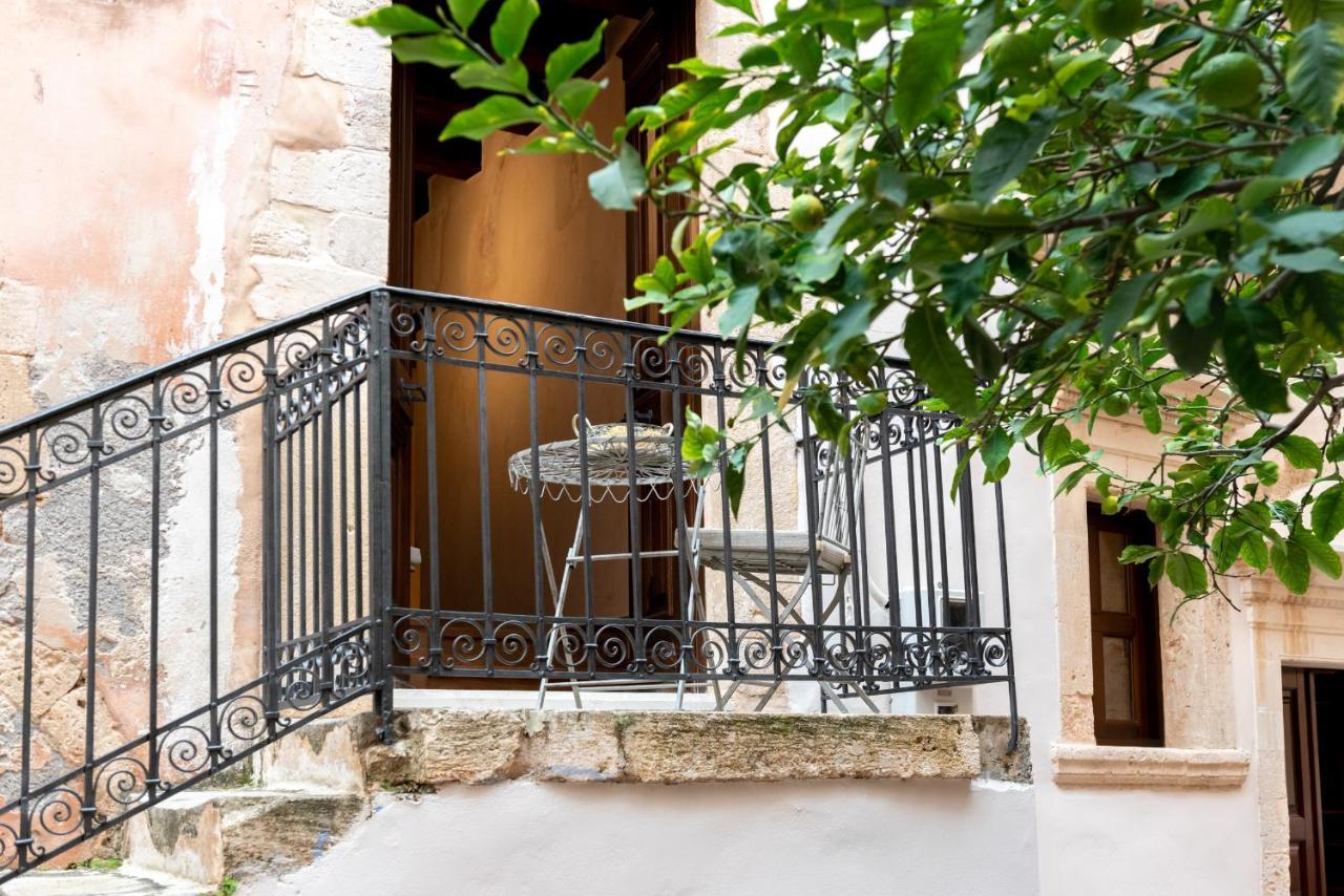 Aparthotel Oniros Residenza Vecchia La Canea Exterior foto