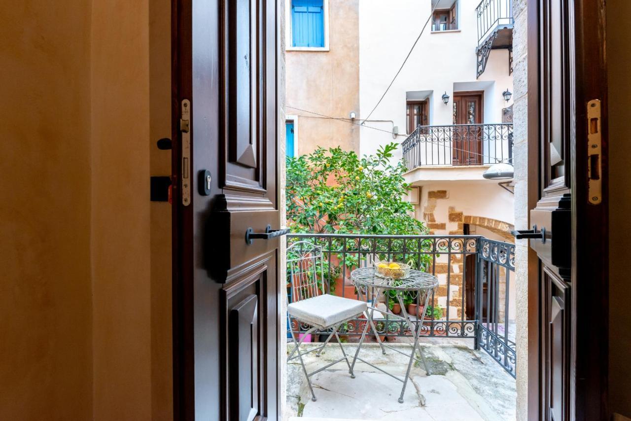 Aparthotel Oniros Residenza Vecchia La Canea Exterior foto